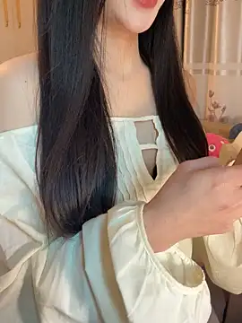 Dior baby online show from March 17, 5:44 am