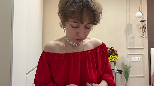 daniellia  online show from November 4, 3:17 pm