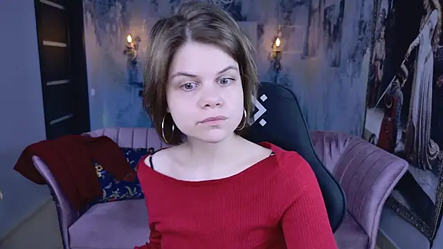 EllieMurler online show from November 16, 9:10 am