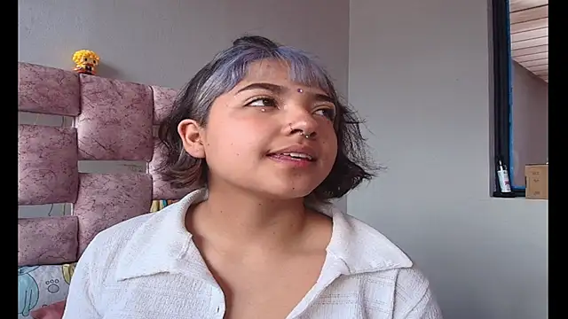 Snapshot of Serena_Rose_Rs chatting on October 15, 4:42 pm Serena Rose Rs online show from October 15, 4:42 pm