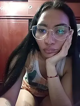 lucyy liiuu online show from November 16, 11:05 pm