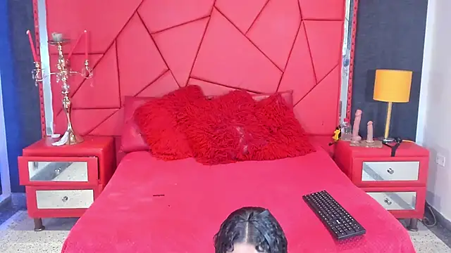 SienaFacchini online show from September 17, 7:34 pm