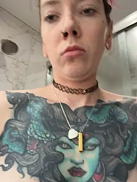 alexaann561 online show from April 21, 4:03 pm