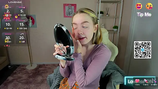 R0cket bunny online show from October 5, 1:32 am