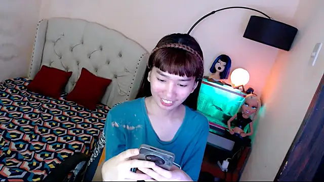 ShantalFoxxy  online show from November 5, 3:45 am