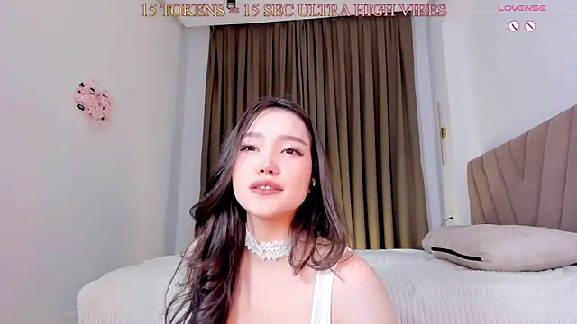Snapshot of ayablush chatting on September 18, 2:15 pm ayablush online show from September 18, 2:15 pm