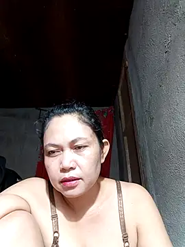 Everleigh mom online show from December 20, 11:03 am