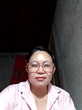 Everleigh mom online show from January 12, 8:47 pm