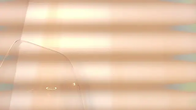 zarah andrew   online show from December 3, 1:46 pm