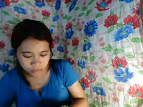 Snapshot of Pinay_Skinny18 chatting on September 22, 12:14 pm Pinay Skinny18 online show from September 22, 12:14 pm