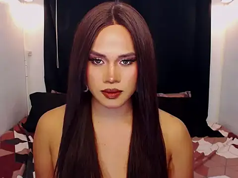 YllanaAltheaXxX online show from February 16, 2:39 pm