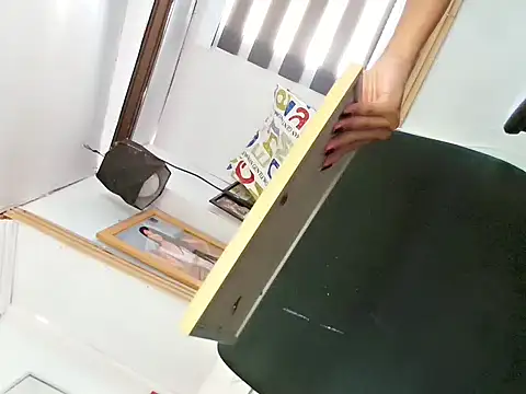 Snapshot of Spicy_margarita69 chatting on October 30, 2:03 am Spicy margarita69 online show from October 30, 2:03 am