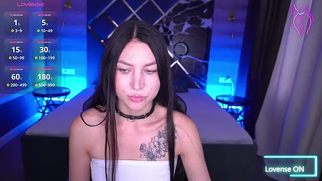 EliseVelour online show from November 11, 1:41 pm