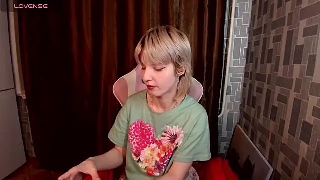 Madelaineses online show from March 14, 3:13 pm