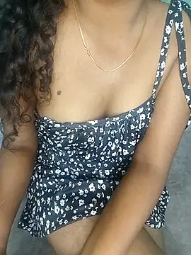 Tamilpallavi online show from December 21, 4:44 pm