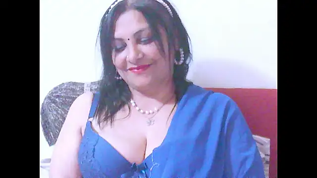 Indiansweetness77 online show from November 15, 11:22 am