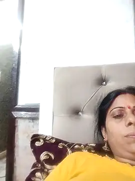 Soniya Roy online show from March 22, 3:40 pm