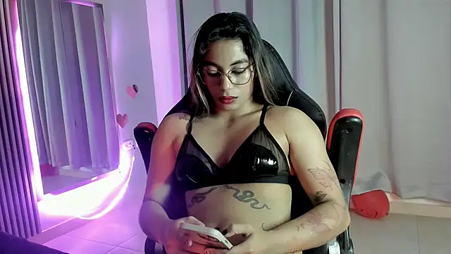 rachell owen online show from November 28, 5:21 am