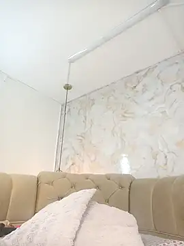 nathaliamiller online show from February 25, 10:08 pm