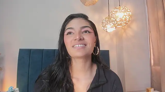 LunaAspen  online show from March 3, 5:52 pm