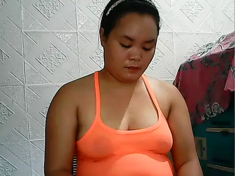 CreamyPussy4uxx online show from May 15, 11:18 pm