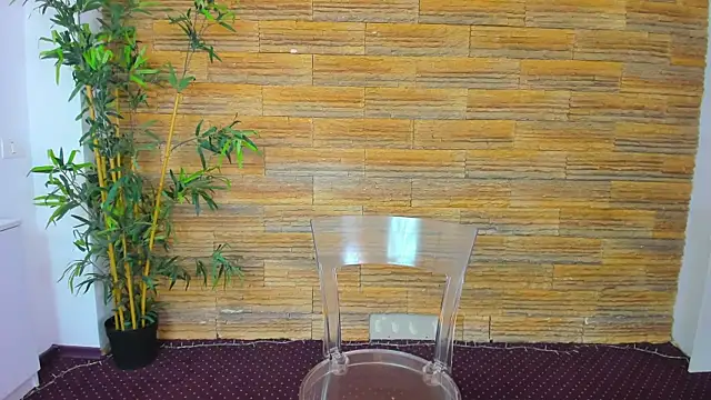 Cupcake Izzy online show from March 22, 6:19 am