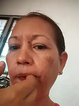 marinita13 online show from November 8, 8:25 pm