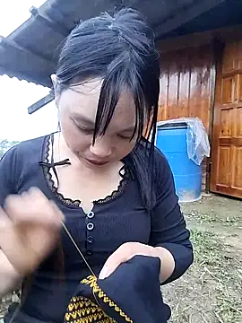 Tiyir597 online show from October 2, 10:31 am