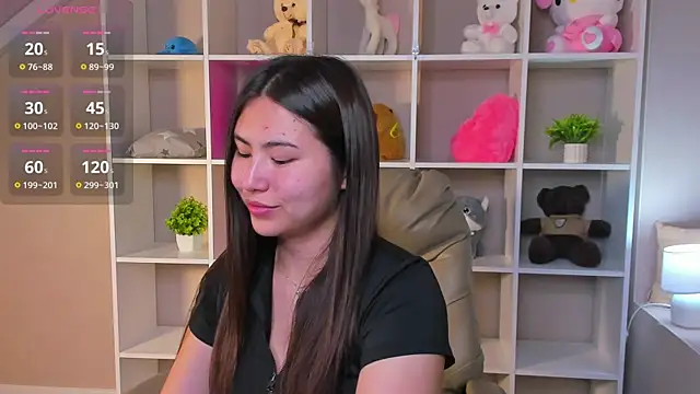 Megan Williamms online show from September 12, 8:23 am