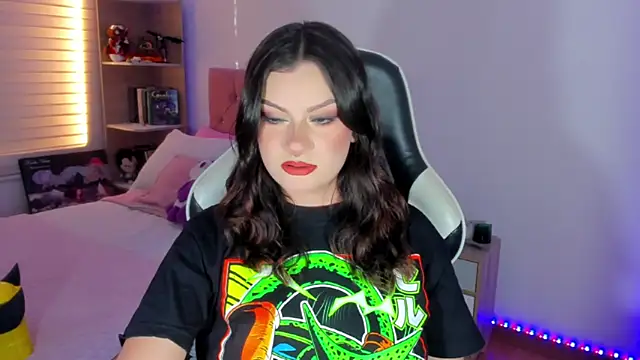 OphelianaRose33 online show from August 5, 9:32 pm