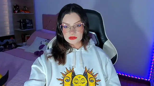 OphelianaRose33 online show from June 9, 9:58 pm