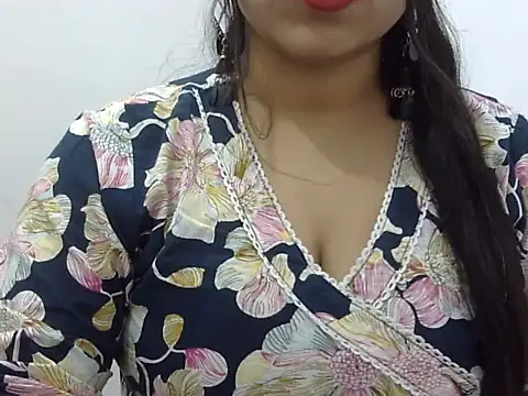 LIYO  online show from February 20, 7:32 am