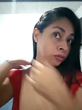 Snapshot of daliataleboficiall chatting on October 24, 6:04 pm daliataleboficiall online show from October 24, 6:04 pm