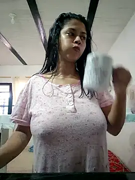 Snapshot of daliataleboficiall chatting on October 16, 6:21 pm daliataleboficiall online show from October 16, 6:21 pm