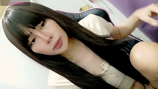 tgirljennie 69 online show from February 12, 1:29 am