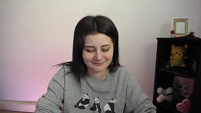 Katrin kiss  online show from February 28, 3:00 pm