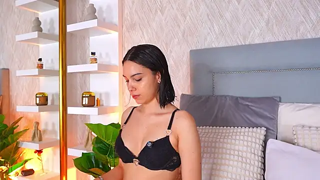 Sofy Bradd online show from March 16, 8:40 am