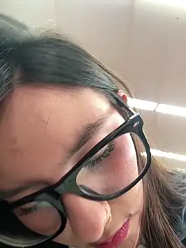 Katie rawwww online show from October 17, 1:36 pm