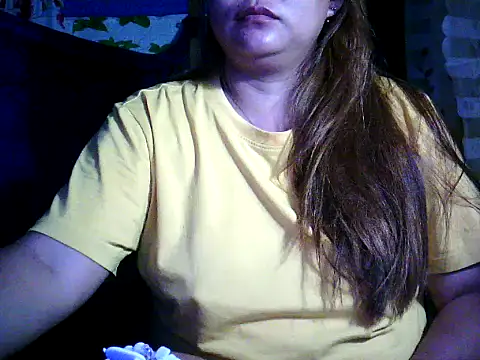 Snapshot of yuana25 chatting on October 17, 3:26 pm yuana25 online show from October 17, 3:26 pm