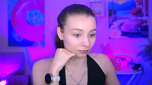 JulieDaniel online show from October 10, 8:19 am