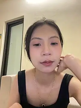 Snapshot of Lil-Gi chatting on September 29, 2:44 pm Lil-Gi online show from September 29, 2:44 pm