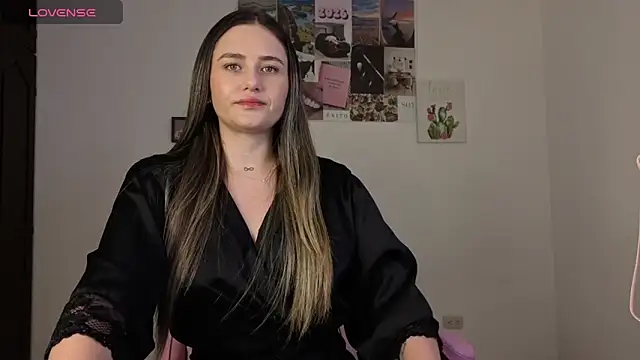 Veronika  Winslow  online show from April 17, 4:25 am