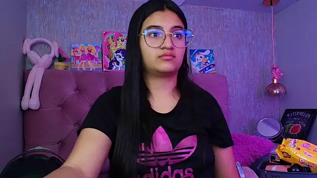 laurenelove online show from February 27, 4:01 am