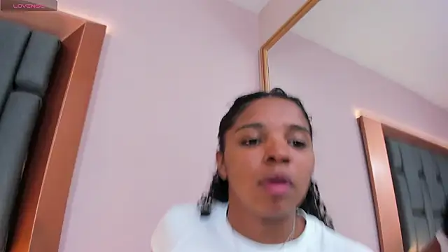 LisaMendez online show from March 19, 3:55 am