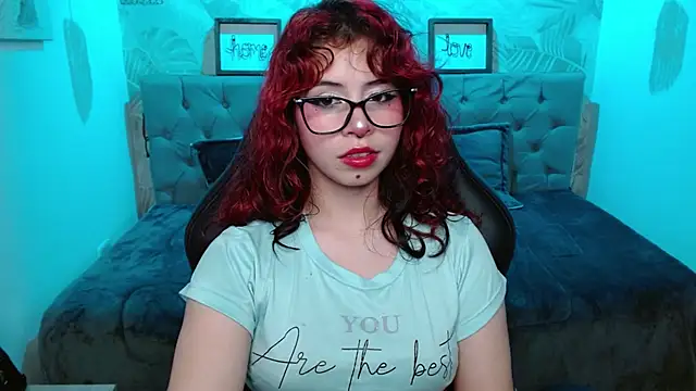 Snapshot of Lily_tk chatting on September 13, 3:47 am Lily tk online show from September 13, 3:47 am