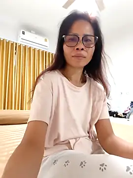 Snapshot of Mama_Eva_1 chatting on September 27, 1:24 am Mama Eva 1 online show from September 27, 1:24 am