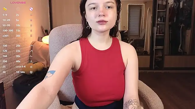 kimonobaby online show from May 5, 2:47 am