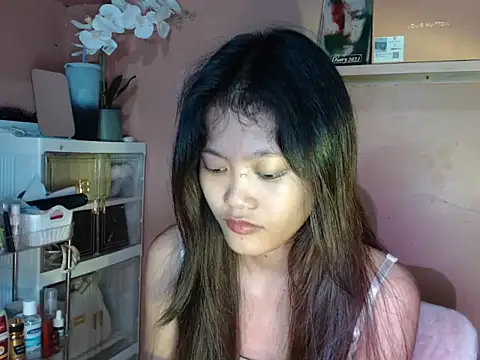 Snapshot of skinny_gracie chatting on October 1, 2:11 pm skinny gracie online show from October 1, 2:11 pm
