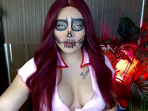 its Kyra online show from October 30, 4:52 pm