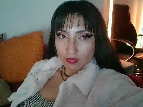 Snapshot of a_miss chatting on October 8, 4:39 am a miss online show from October 8, 4:39 am